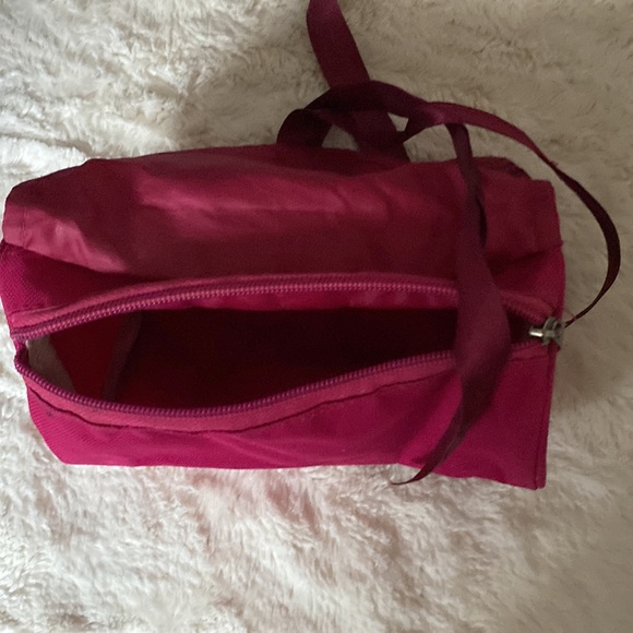 Makeup bags sold 3 together. - Picture 2 of 6